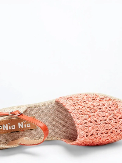 Pomarańczowe damskie espadryle z ażurową cholewką Triumf - Obuwie