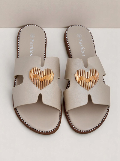 Royalfashion Women's Flat Sole Flip-Flops Heart Chic