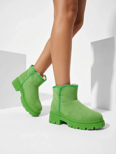 Royalfashion Lühikesed saapad a'la lumesaapad naistele Suurused