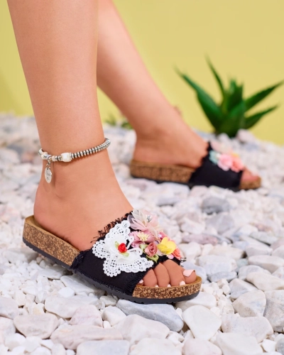 Women's slippers with fabric flowers in black Ososi- Footwear