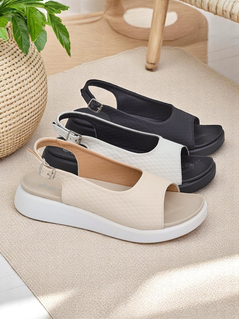 Royalfashion Women's Riva sandals on a thick sole