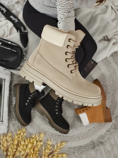 Women's Avienne Trapper Boots