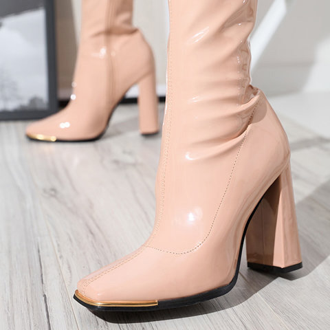 Light pink women's lacquered boots on the Rekila post - Footwear