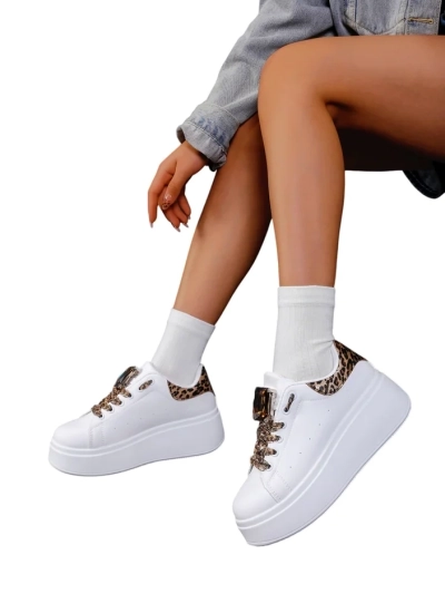 Royalfashion Naiste spordijalatsid platvormil Safirrat