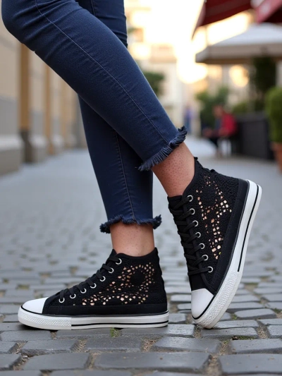 Royalfashion Women's perforated sneakers Limme