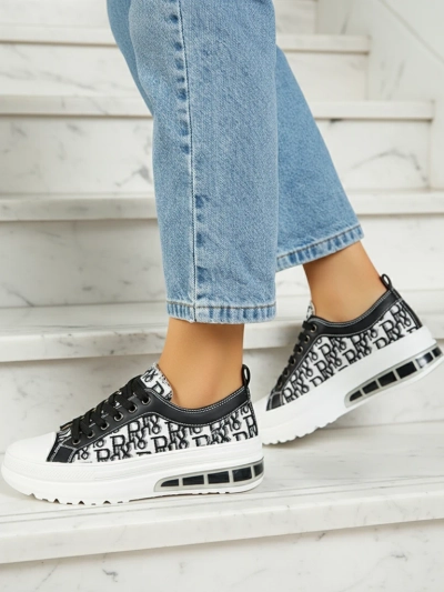 Sneakers Livia in Black and White with Platform