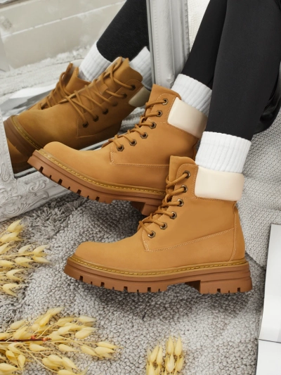 Women's Avienne Trapper Boots