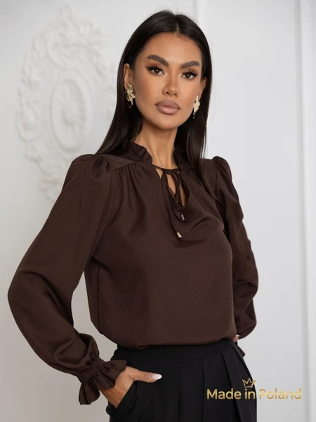 Женская блузка с декоративным вырезом Frankie