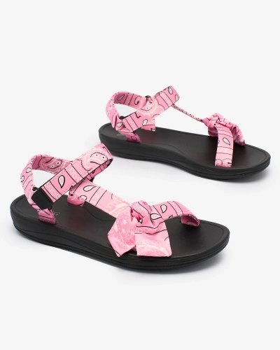 Royalfashion Roosad naiste sandaalid kikilipsuga Oyall