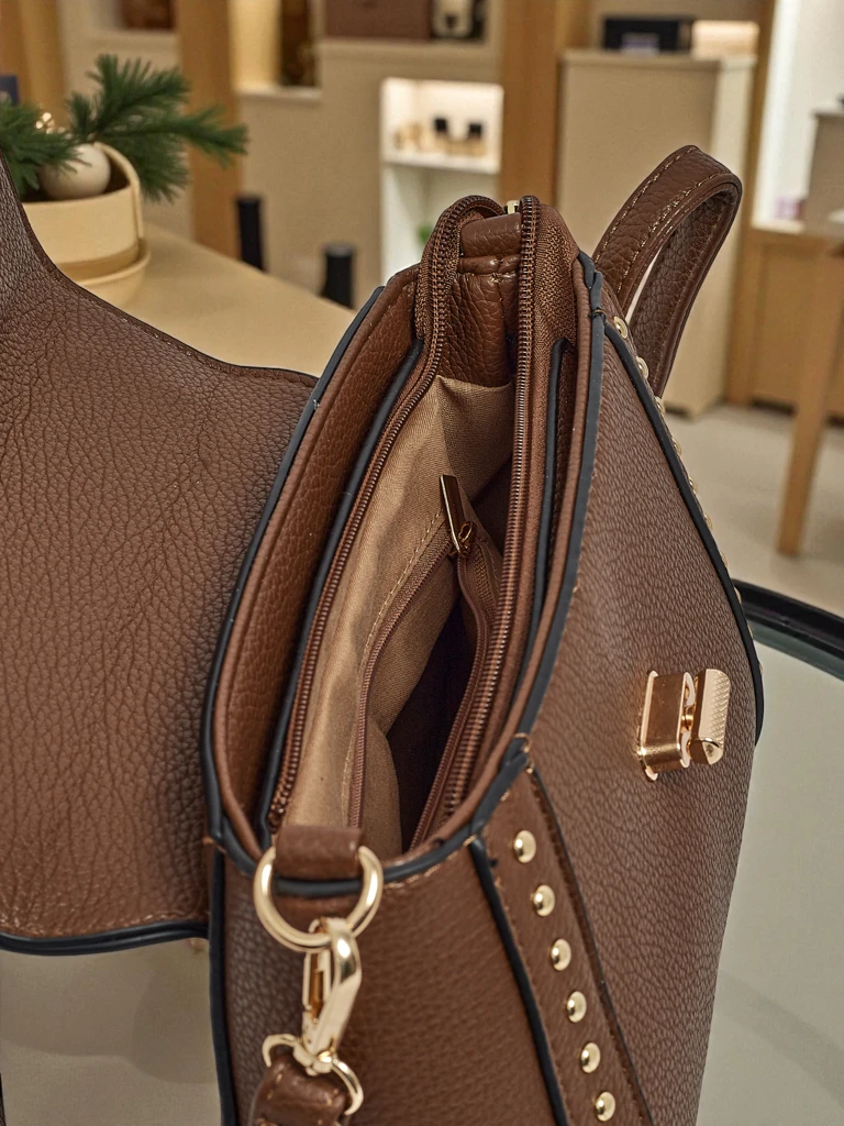 Väike naiste öko-nahast käekott Merlina