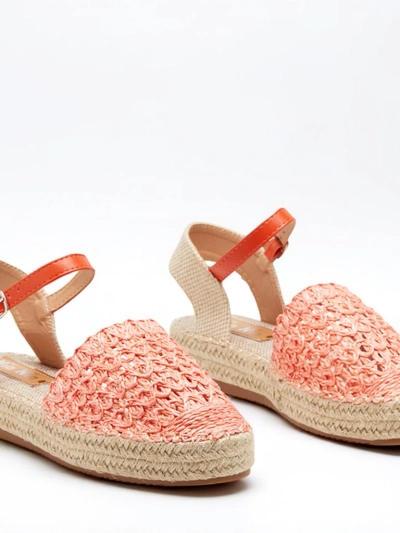 Pomarańczowe damskie espadryle z ażurową cholewką Triumf - Obuwie
