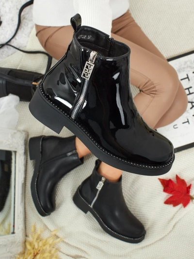 Лакированные женские ботинки из экокожи Calvera