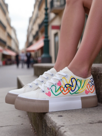 Royalfashion Naiste tenniset südame printiga Sercess