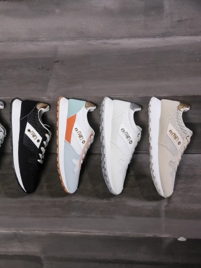 Royalfashion Naistepall鞋 Positiivsed