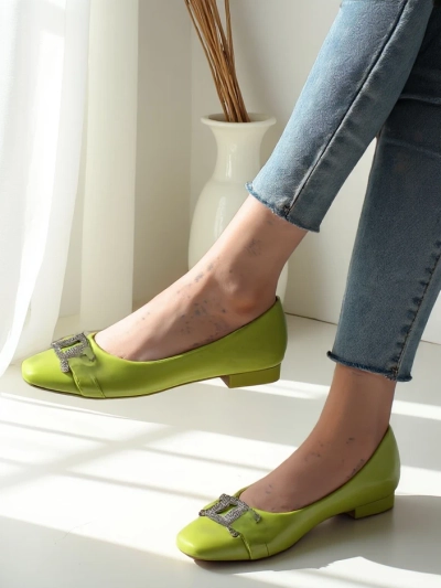 Royalfashion Women's ballerinas with a bow Frelie