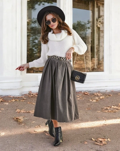 Royalfashion Women's midi skirt a' la corduroy