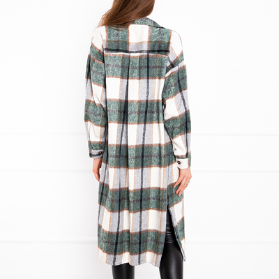Зеленая женская длинная рубашка в клеточку