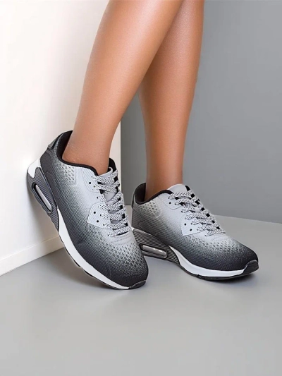 Royalfashion Женские спортивные кроссовки Estava