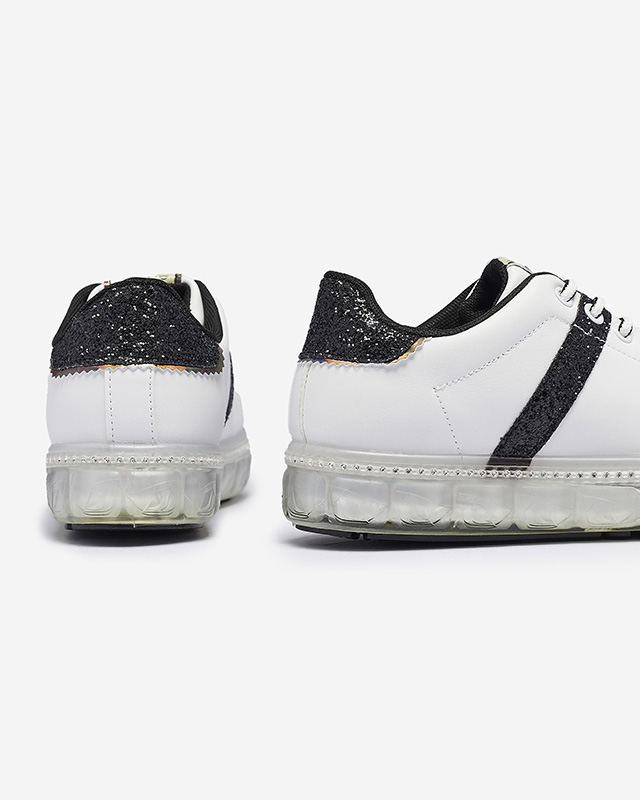 Valged naiste spordijalatsid musta sisekattega Asxa- Footwear