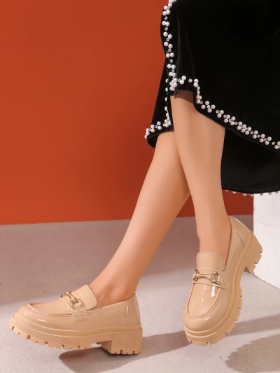 Royalfashion Женские патентные мокасины Berieta