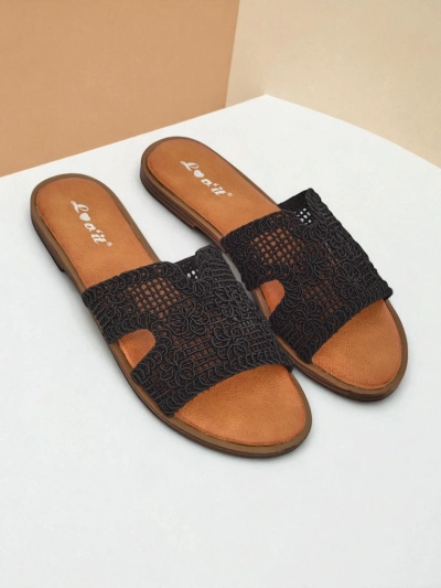 Rpyalfashion Women's sandals with a decorative strap Braida