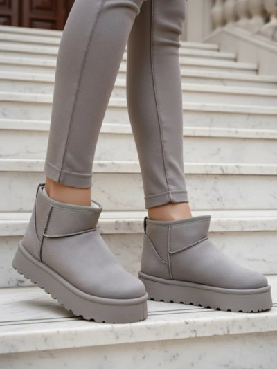 Royalfashion Short snow boots for women Fofio