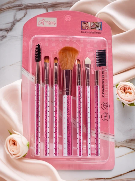 Compact makeup brush set