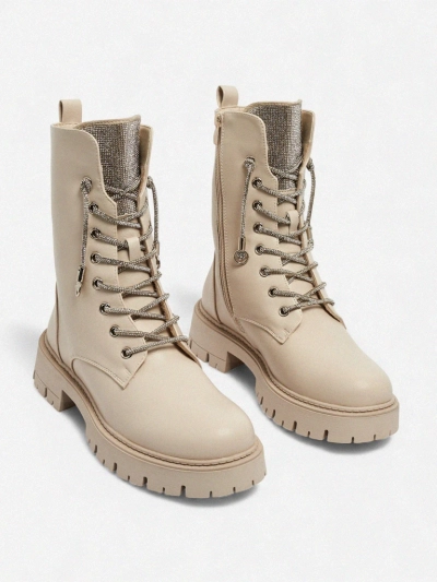 Öko-nahast paeltega naiste poolsaapad Farly