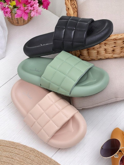 Royalfashion Naiste madala tallaga tepitud plätud Quilt Walk
