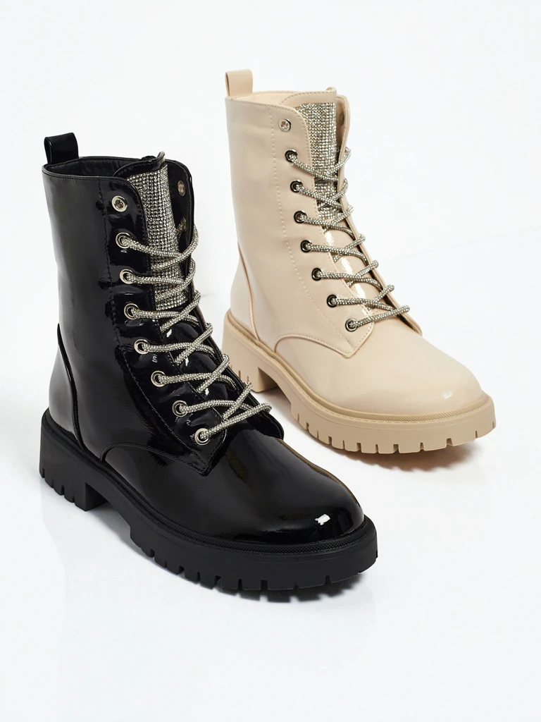 Fjorra Women's Patent Lace-up Ankle Boots