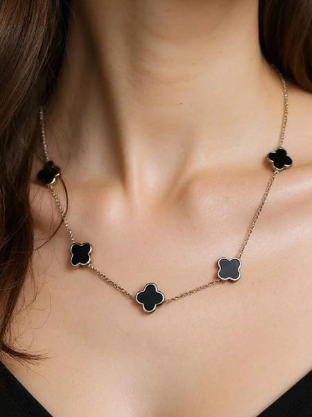 Aurelia Clavis mother-of-pearl necklace in a gold setting