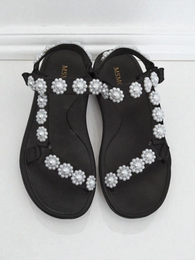 Royalfashion Perseida mustad pärlitega platvormsandaalid