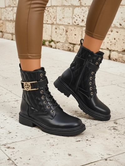 Tepitud ökoloogilisest nahast naiste poolsaapad Sable Rose