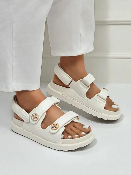 Royalfashion Naiste sandaalid paksema tallaga Vivere