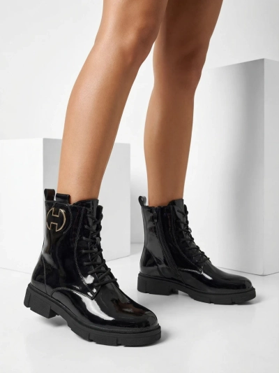 Lakitud paeltega naiste poolsaapad Kalen