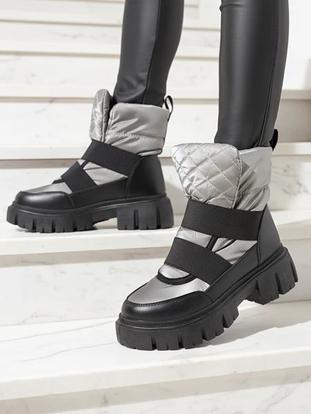 Women's snow boots on a flat sole in black-gray Ferory- Footwear