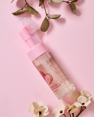 Luxelux Puhastav Niisutav Maasika Vaht Näole 150 ml