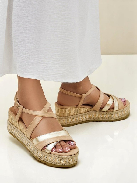 Royalfashion Женские босоножки на танкетке Eylaas