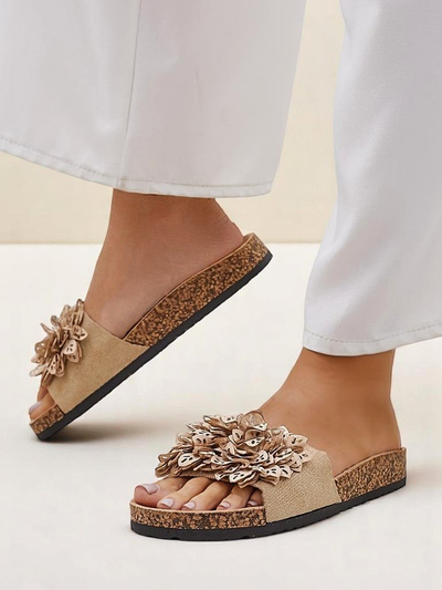 Royalfashion naiste lilledega sandaalid Occes