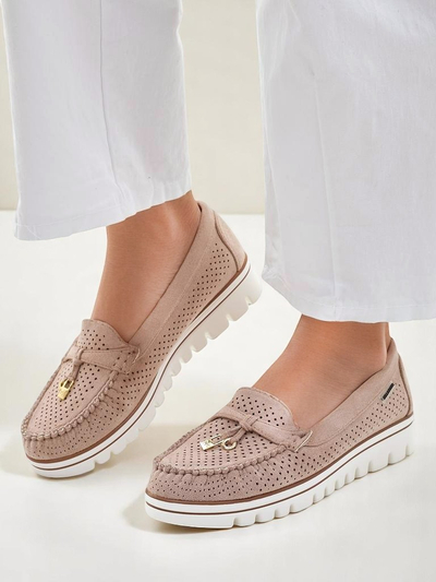 Royalfashion Naiste perforeritud mokad Elissas