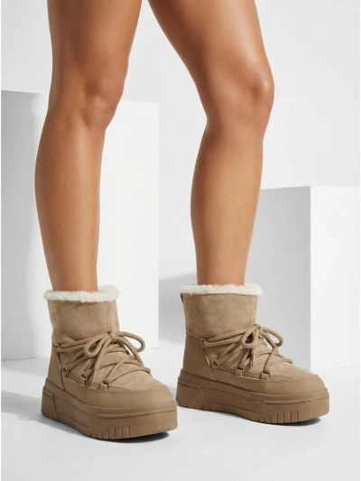 Naiste a'la lumekingad Vexia