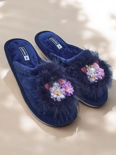 Royalfashion Women's fur slippers with flowers Ederra