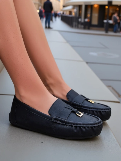 Royalfashion Matte naiste mokkasiinid Timmone