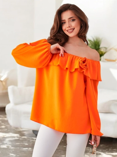 Royalfashion Naiste pluus hispaania stiilis volangidega ja lilledega