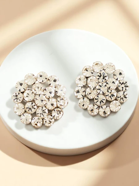 Royalfashion Women's clip-on earrings with cubic zirconia