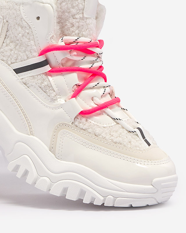 Valged naiste spordijalatsid karusnahast ja neoonroosa pitsidega Sagglo- Footwear