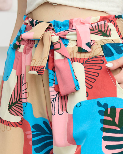 Розовые женские тканевые шорты с узором - Одежда