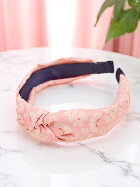 Royalfashion Hairband with braided floral pattern Florinda