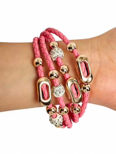 Женский браслет с бусинами и цирконами