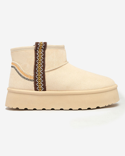 Royalfashion Women's short boots a'la snow boots with ornament Erititta